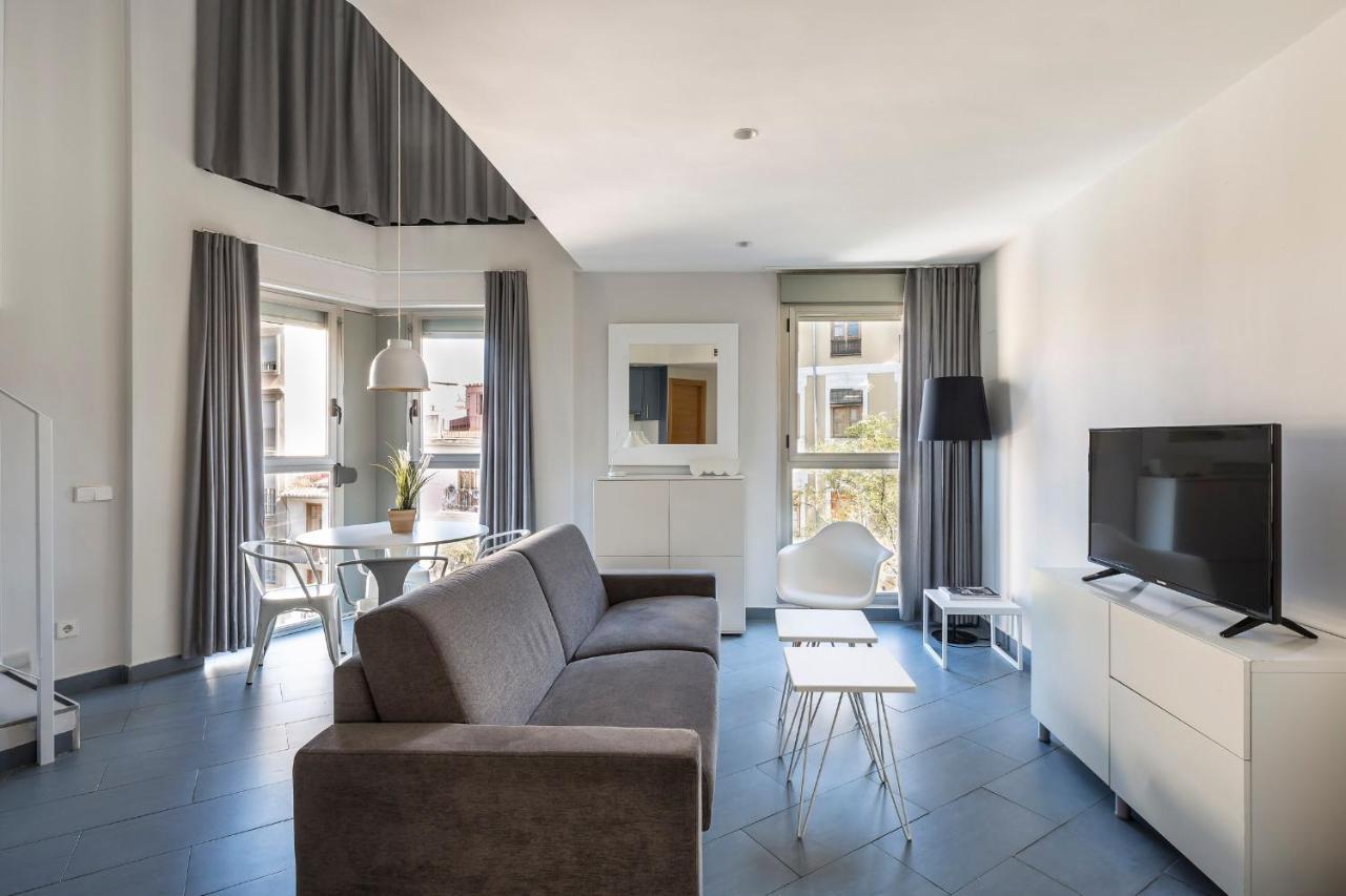 Mon Suites Carmen Валенсия Екстериор снимка