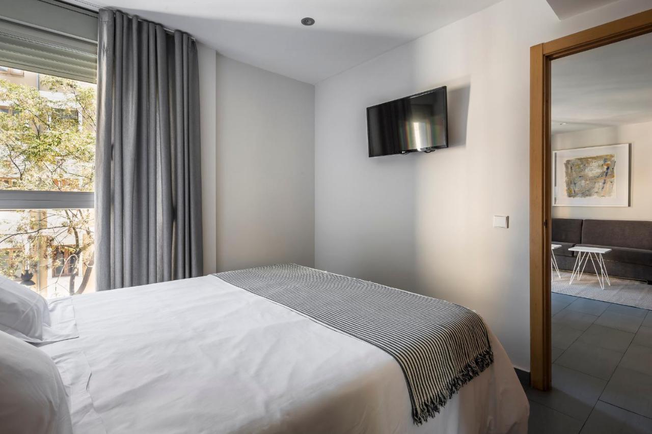 Mon Suites Carmen Валенсия Екстериор снимка
