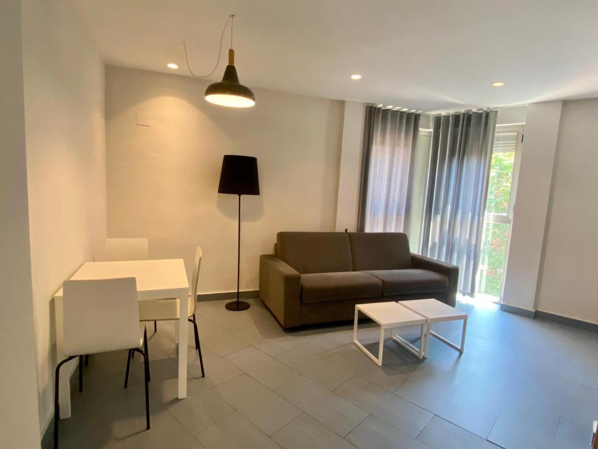 Mon Suites Carmen Валенсия Екстериор снимка
